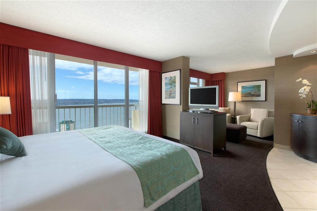 וונקובר Coast Plaza Hotel And Suites מראה חיצוני תמונה